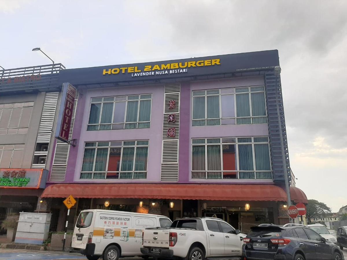 Lavender Inn Nusa Bestari Τζόχορ Μπάχρου Εξωτερικό φωτογραφία