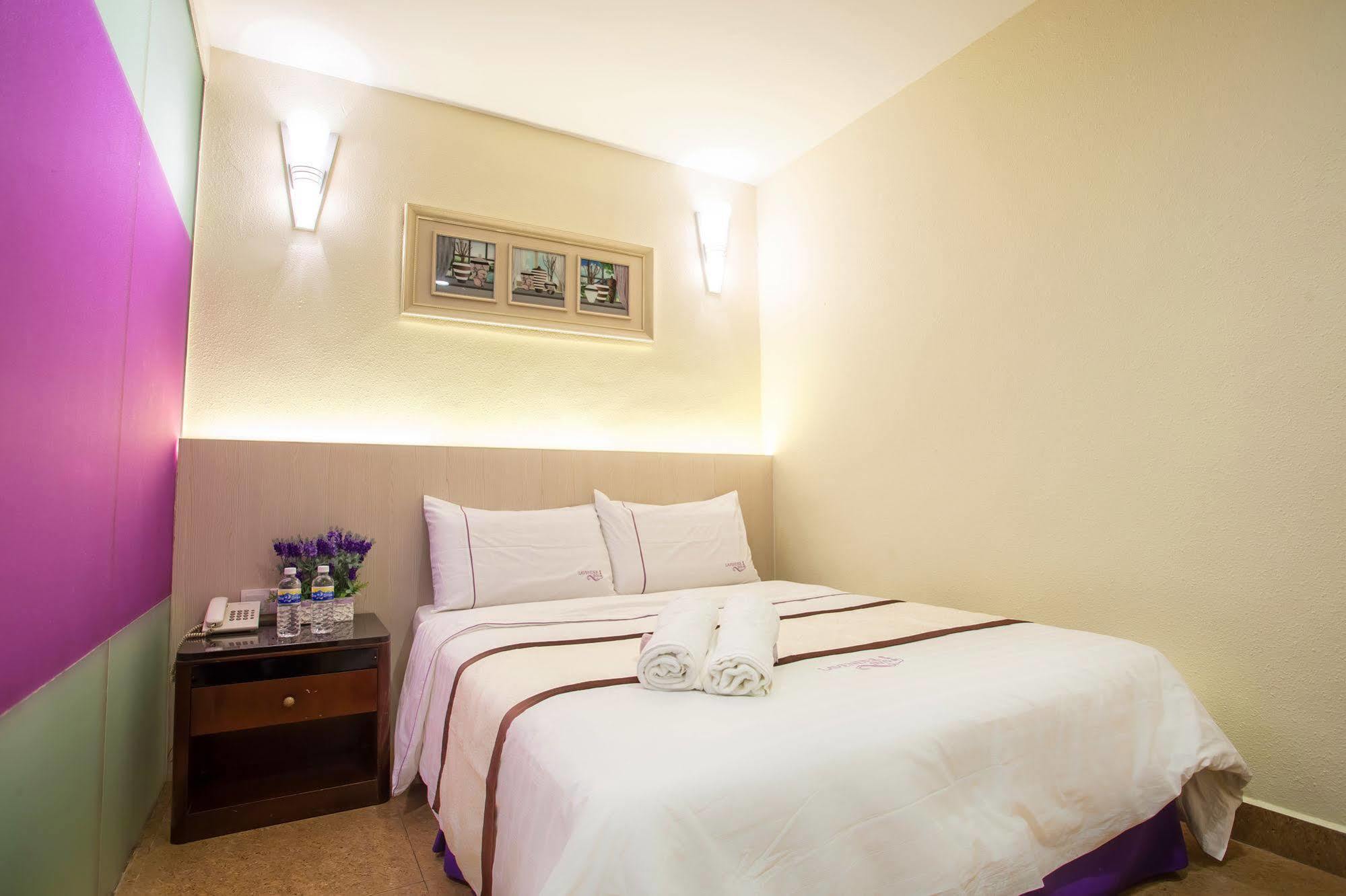 Lavender Inn Nusa Bestari Τζόχορ Μπάχρου Εξωτερικό φωτογραφία
