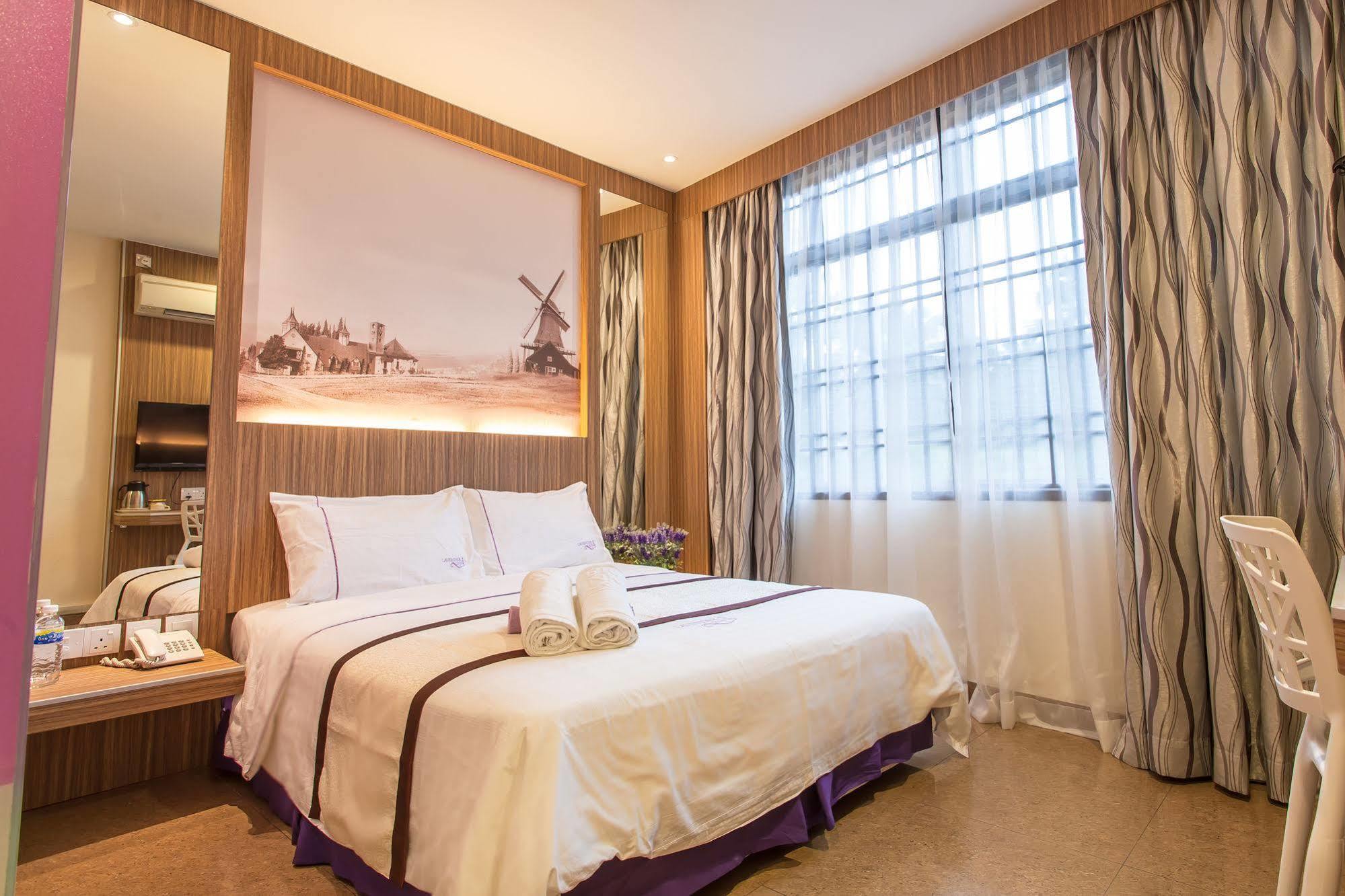 Lavender Inn Nusa Bestari Τζόχορ Μπάχρου Εξωτερικό φωτογραφία