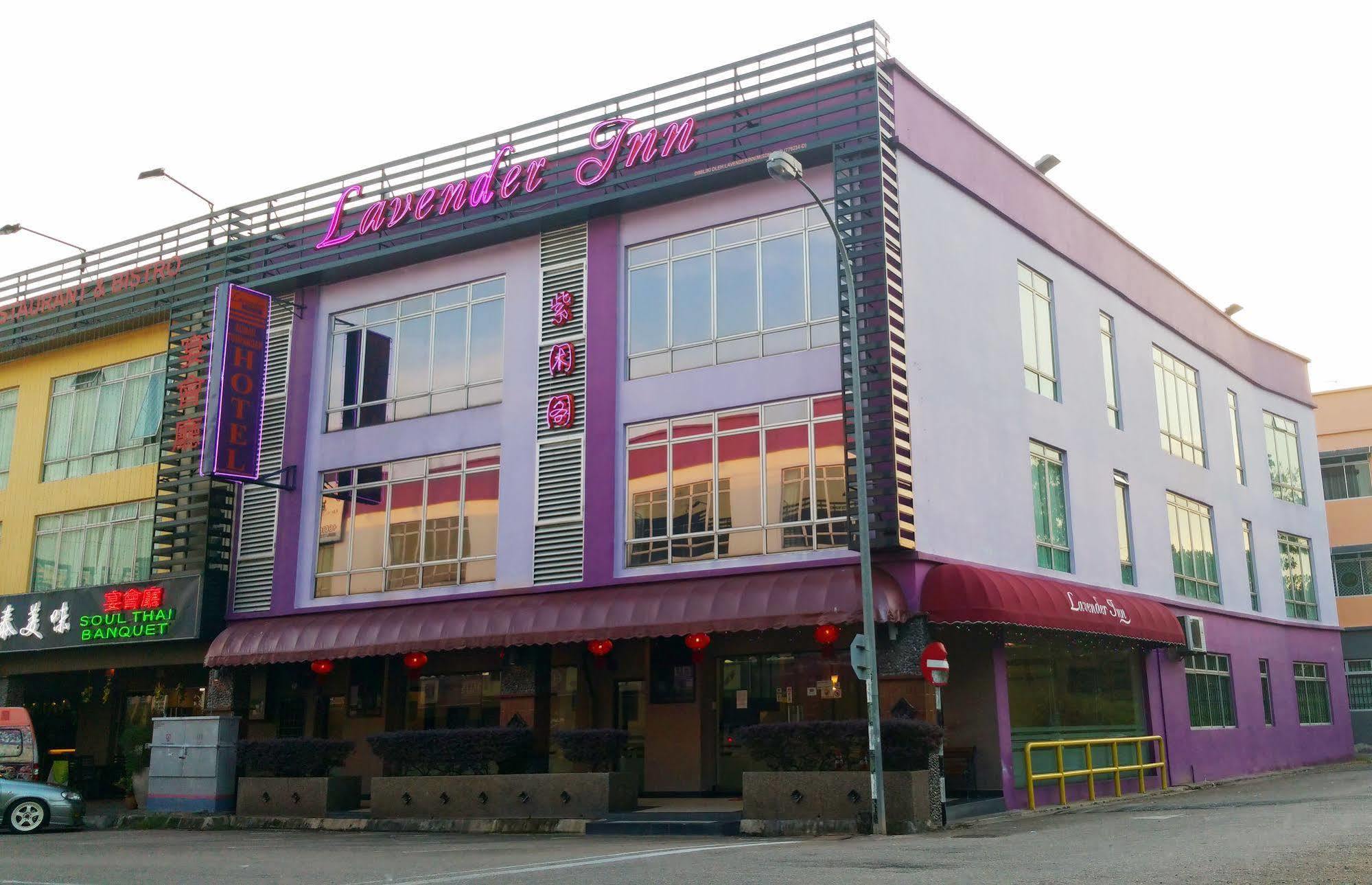 Lavender Inn Nusa Bestari Τζόχορ Μπάχρου Εξωτερικό φωτογραφία